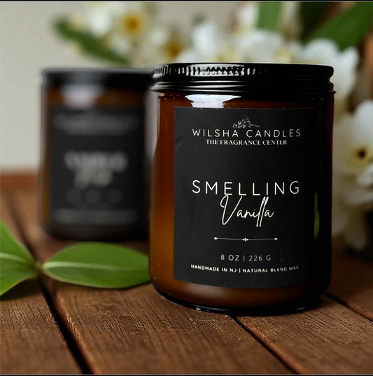 Smelling Vanilla 8 oz Candle